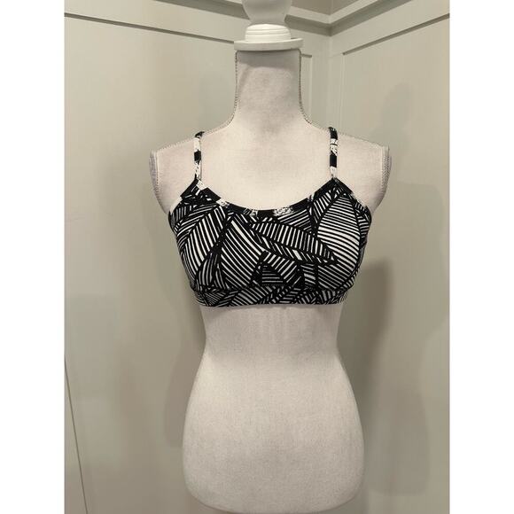 Lululemon Flow Y Bra - Picture 1 of 3